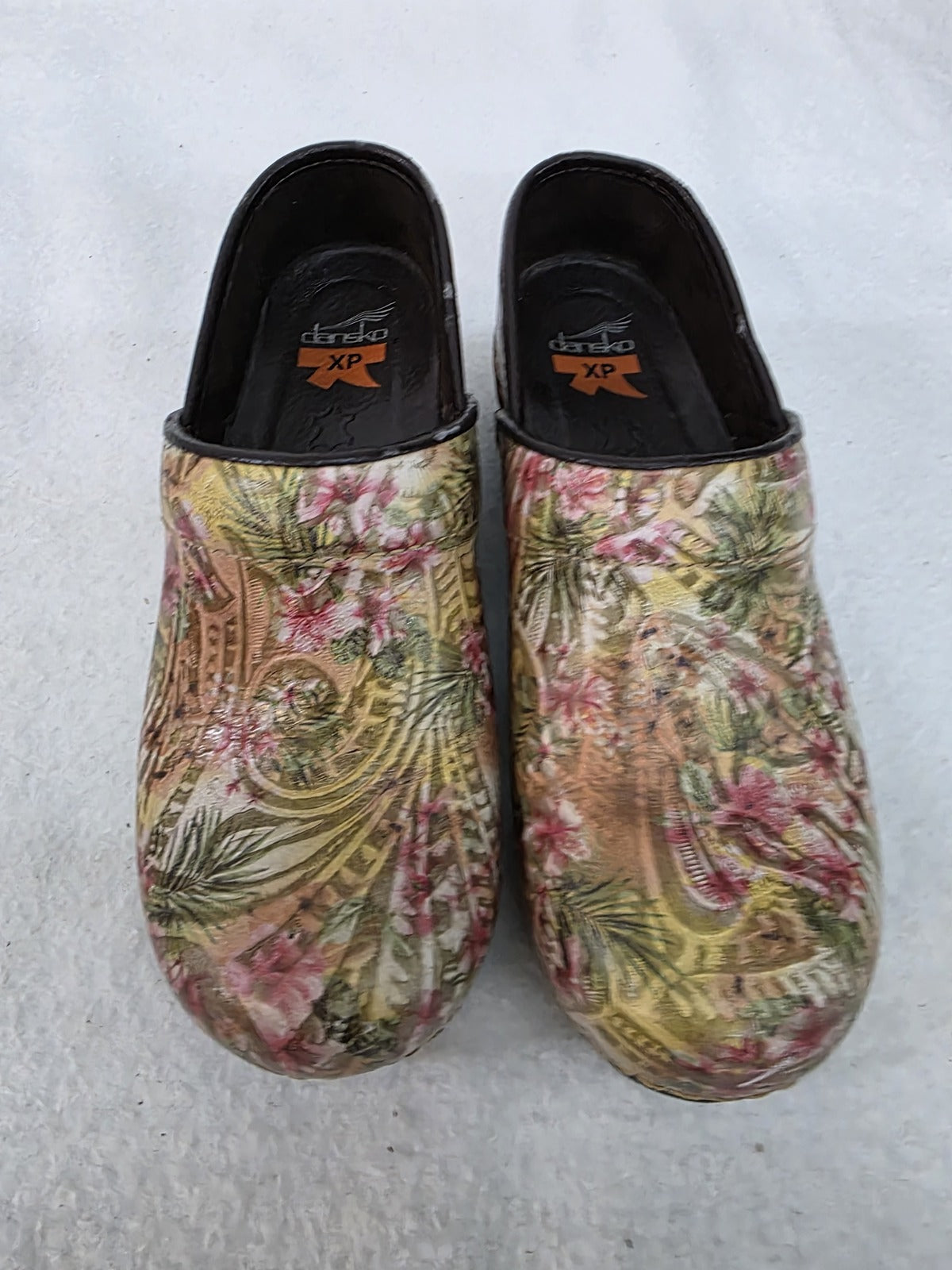 Dansko XP Floral Pattern Leather Clogs Size 38