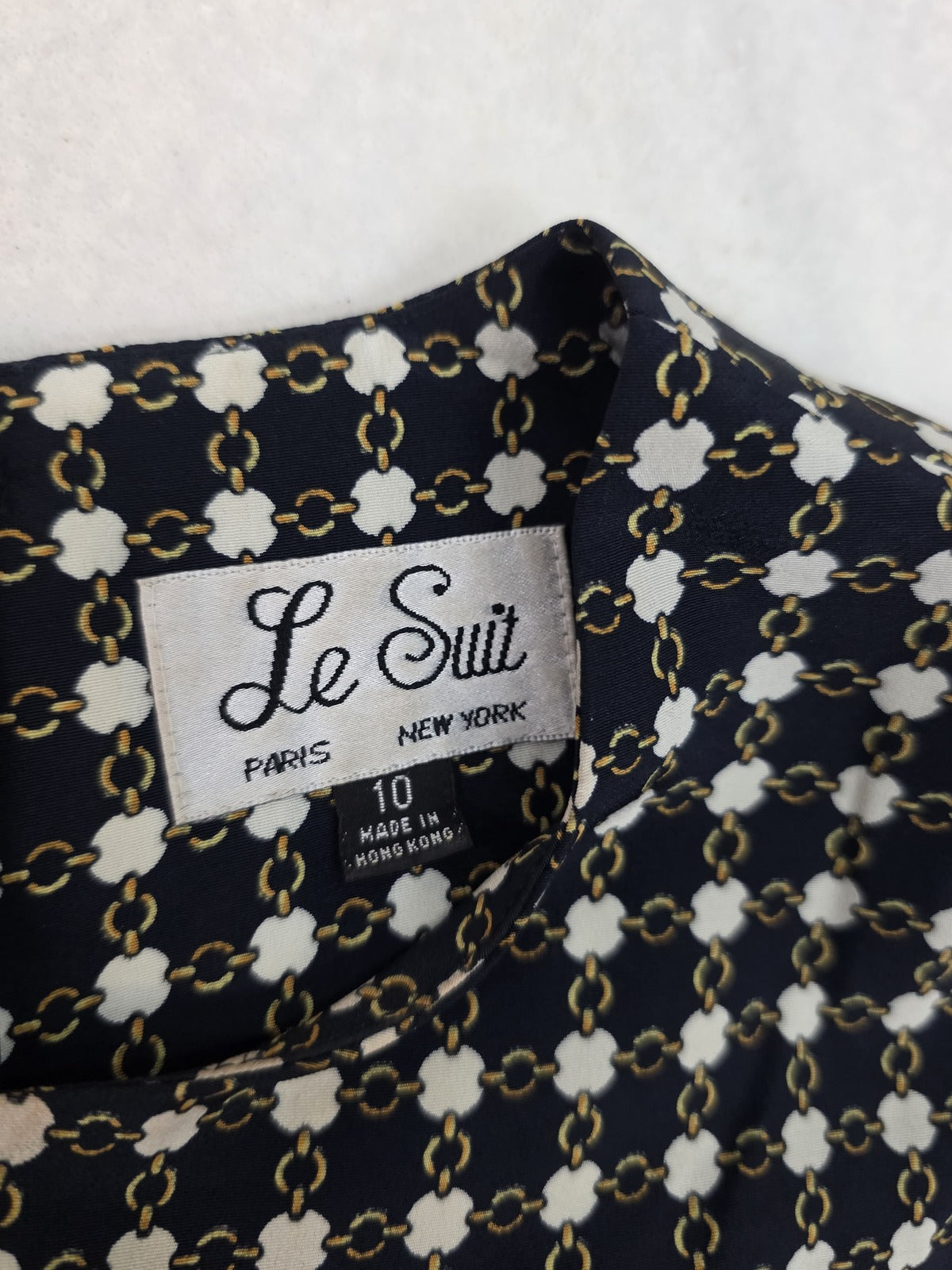 Le Suit Black and White Polyester Two-Piece Set Size 10