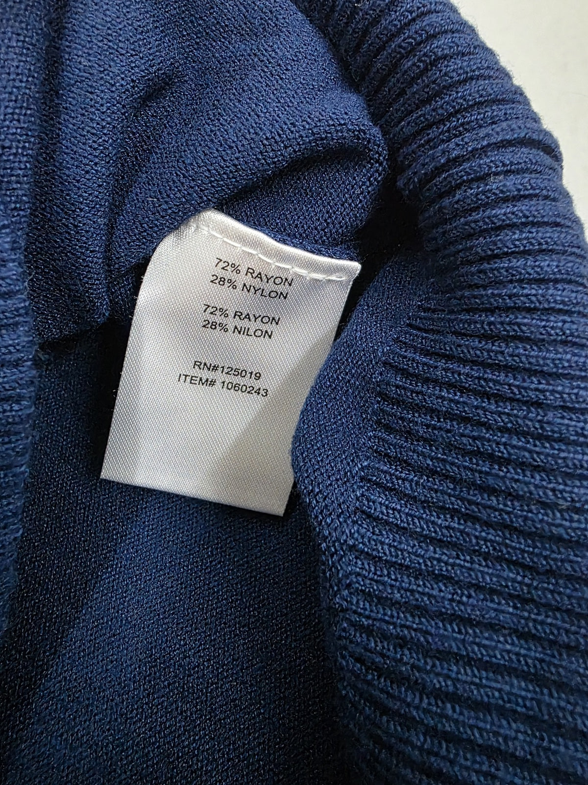 Joseph A Navy Blue Turtleneck Sweater Size Large