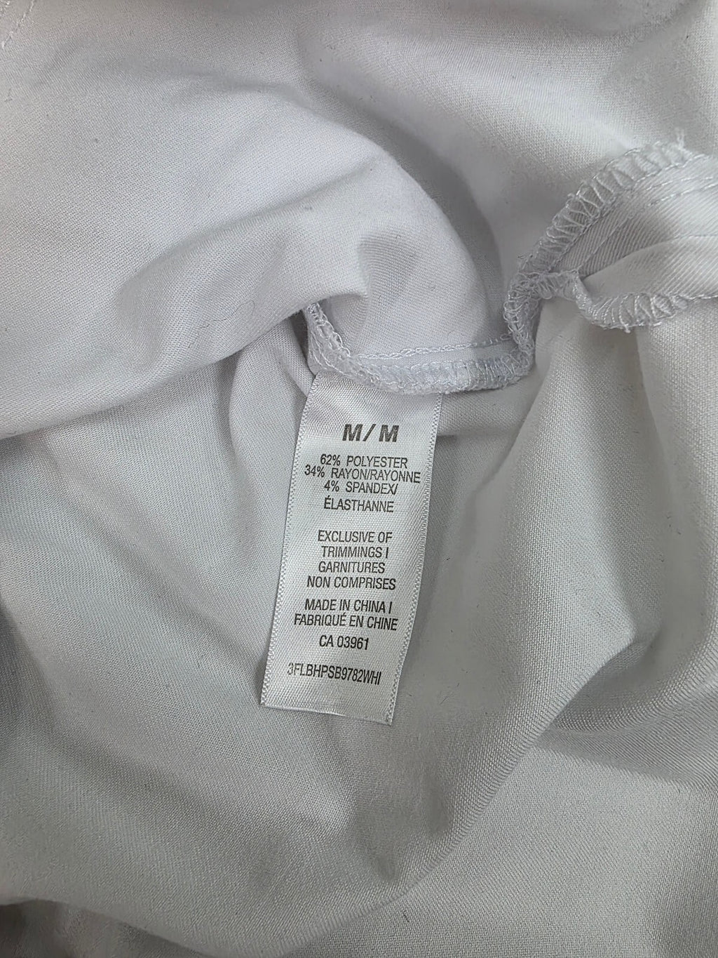 Health Pro Women's White Medical Scrub Top Size M Stretch Fabric