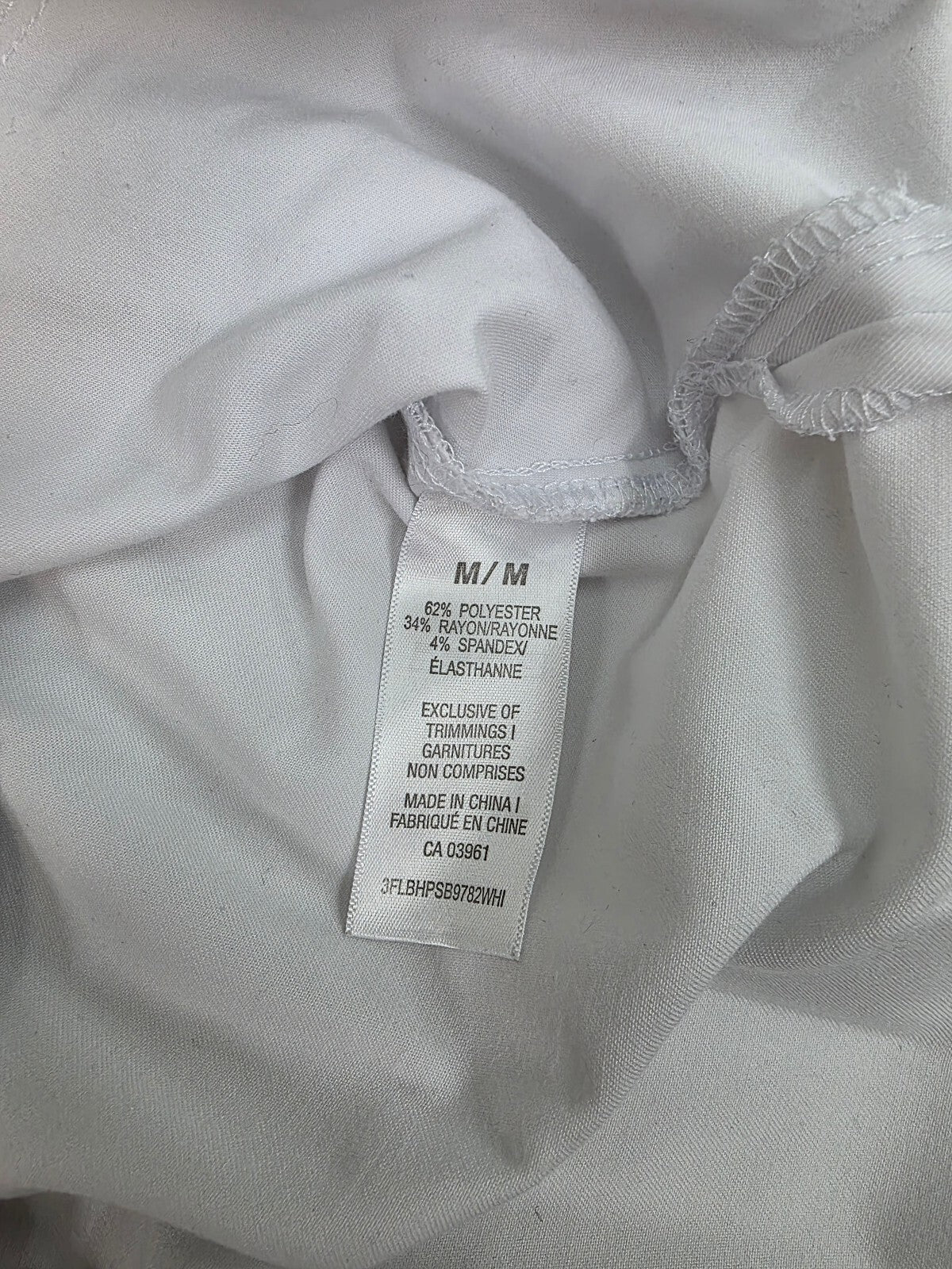 Health Pro Women's White Medical Scrub Top Size M Stretch Fabric